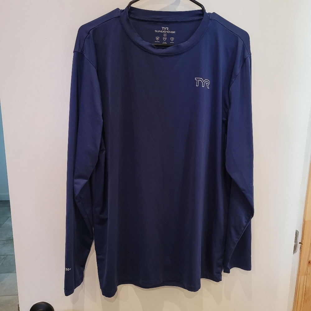 TYR Sundefense Medium UPF 50+ Navy blue long sleeve shirt tee